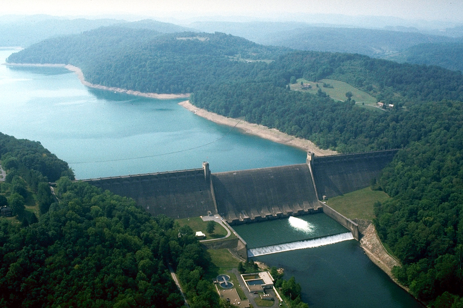 USACE_Tygart_River_Lake_and_Dam